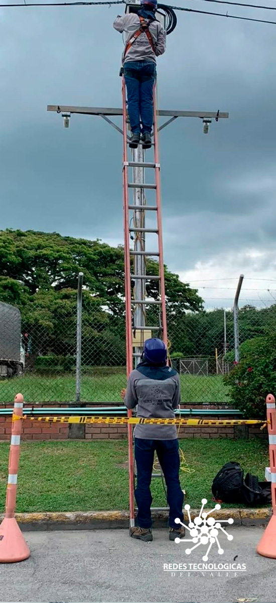 Diseño e Implementación de sistemas de monitoreo a través de cámaras de seguridad. - Redes Tecnológicas del Valle
